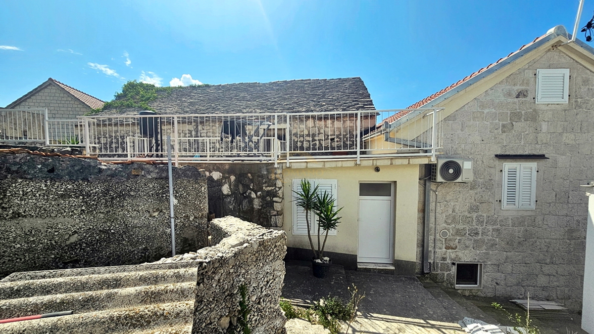 Casa in pietra ristrutturata a Okrug Donji - Čiovo